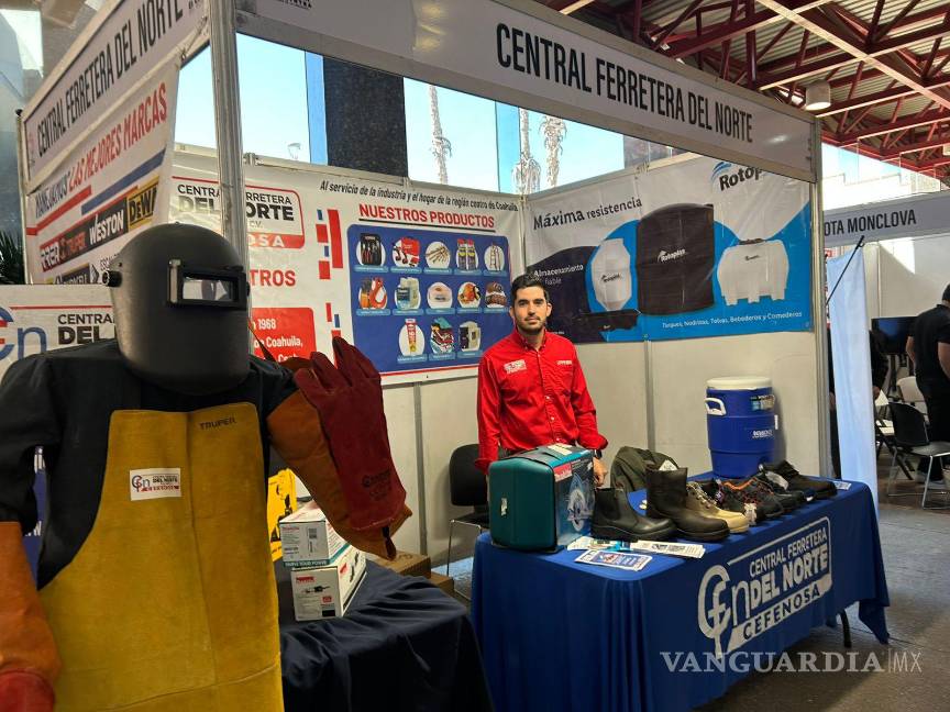 $!Autoridades estatales, municipales y académicas participaron en la apertura del encuentro empresarial.