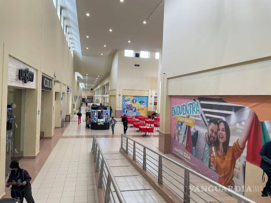 Descansa Saltillo en Navidad, plazas y calles se vacías; estrenan ciudadanos regalos al aire libre