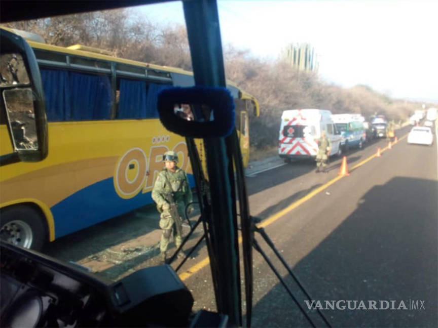 $!Tragedia en carretera de Puebla; mueren 9 en choque de autobús