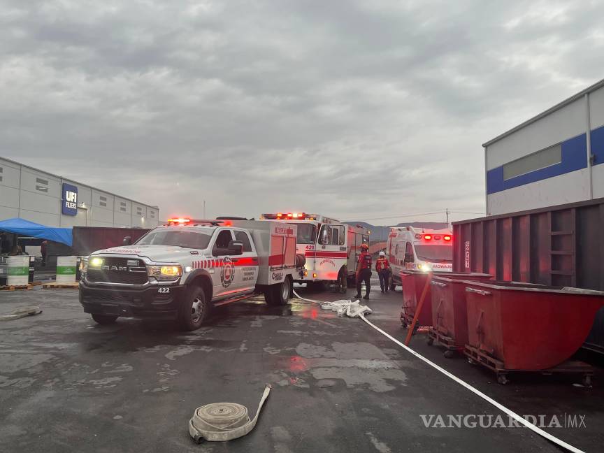 Incendio arrasa con bodega en Ramos Arizpe