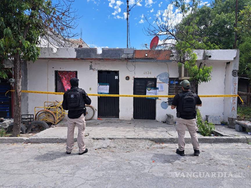 Cateo a dos viviendas en Nuevo León deja un detenido; decomisaron armas y drogas