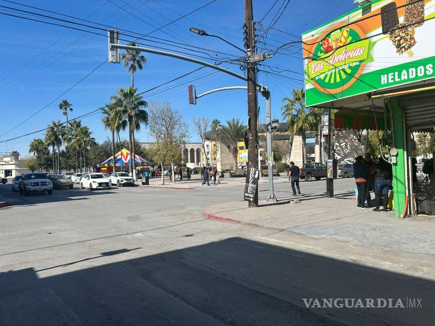 $!La falta de empleo y circulante continúa reflejándose en los comercios de la ciudad.