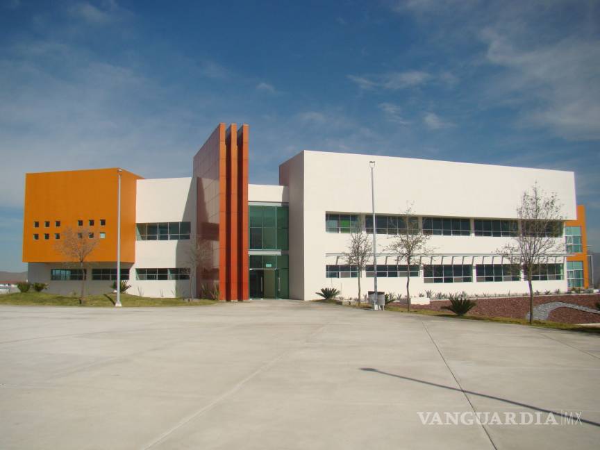 Van a intercambio estudiantil 10 alumnos de la Universidad Politécnica de Ramos Arizpe