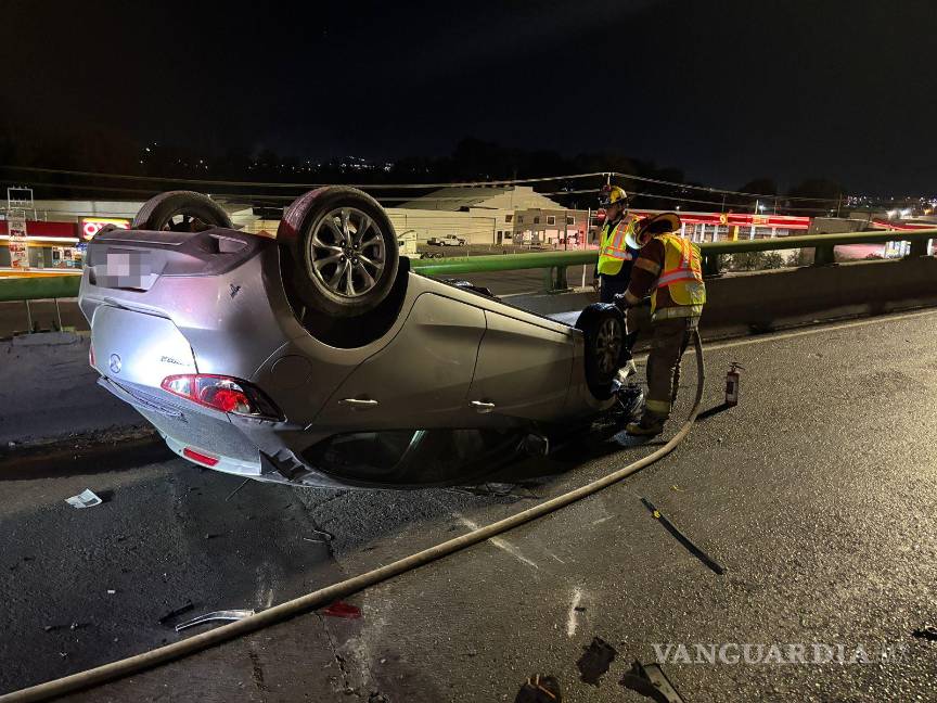 $!El automóvil fue remolcado a un corralón, donde permanecerá hasta cubrir las multas correspondientes.