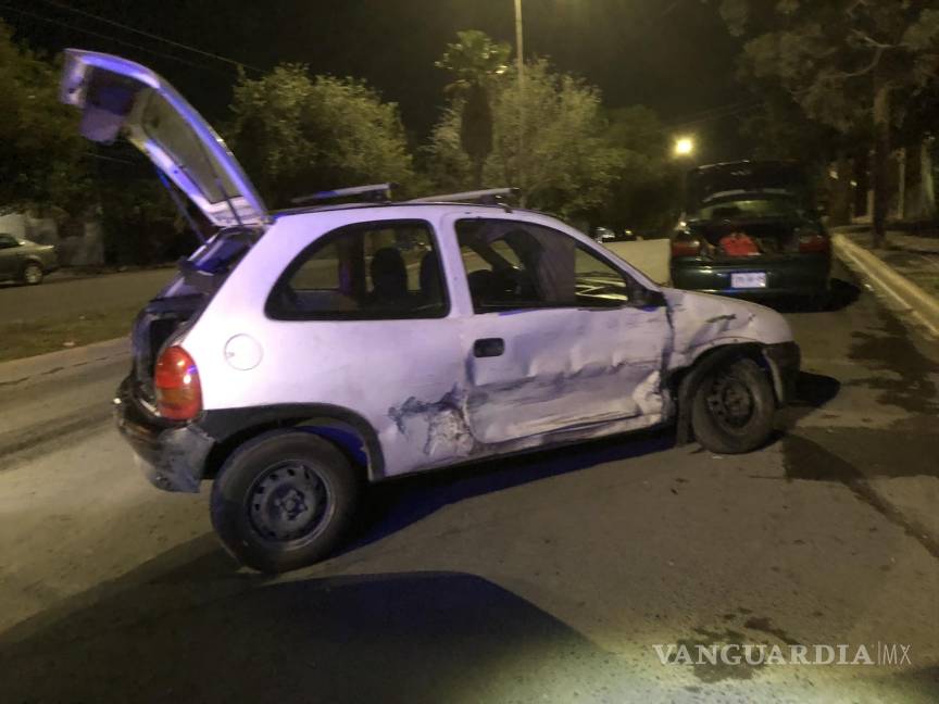 Saltillo: repartidor de Mercado Libre provoca choque, finge ‘ir al baño’ y huye del lugar