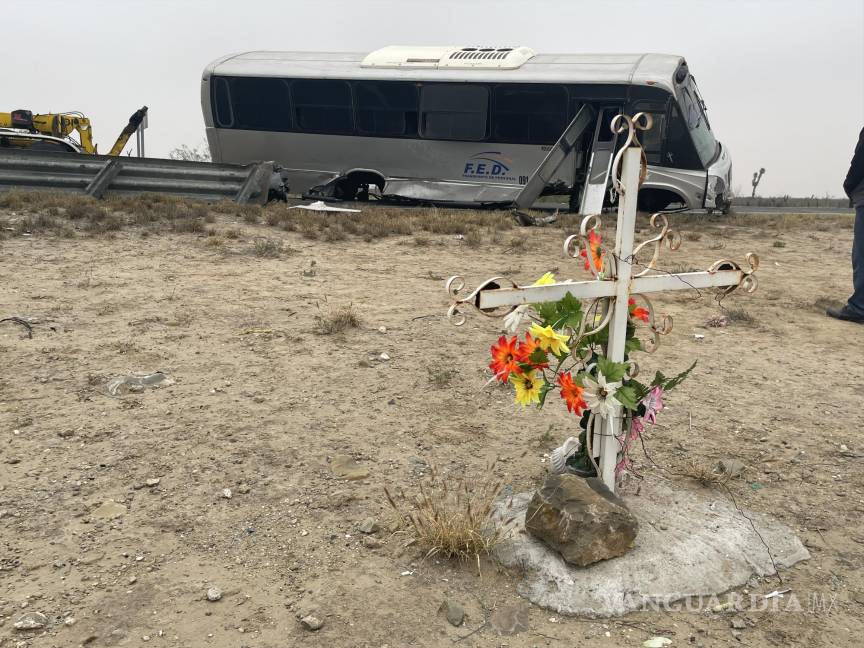 Accidente de camión en carretera Monclova deja 8 heridos; pierde neumático rumbo a Ramos Arizpe