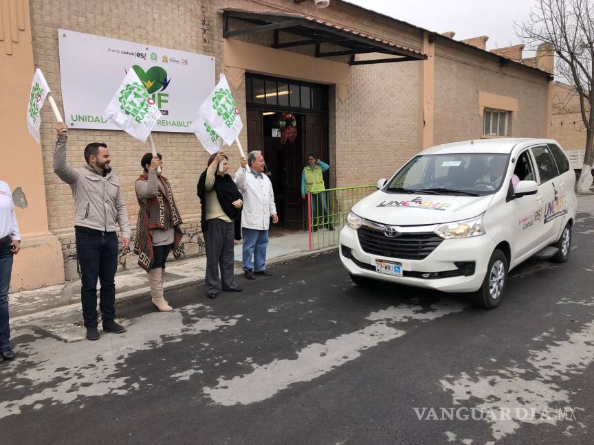 Entrega Tita par de unidades de Unedif