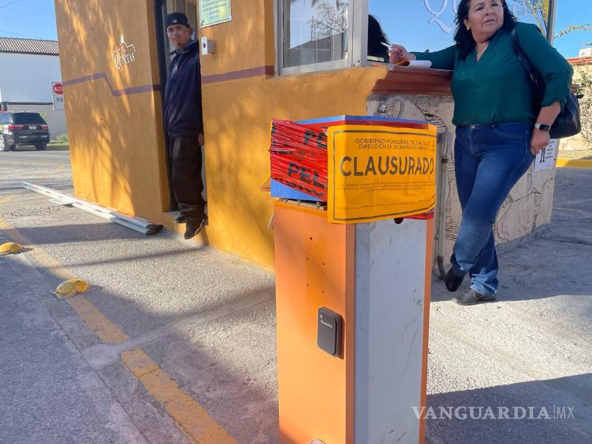 Retiran plumas de acceso a fraccionamiento Las Quintas al norte de Saltillo