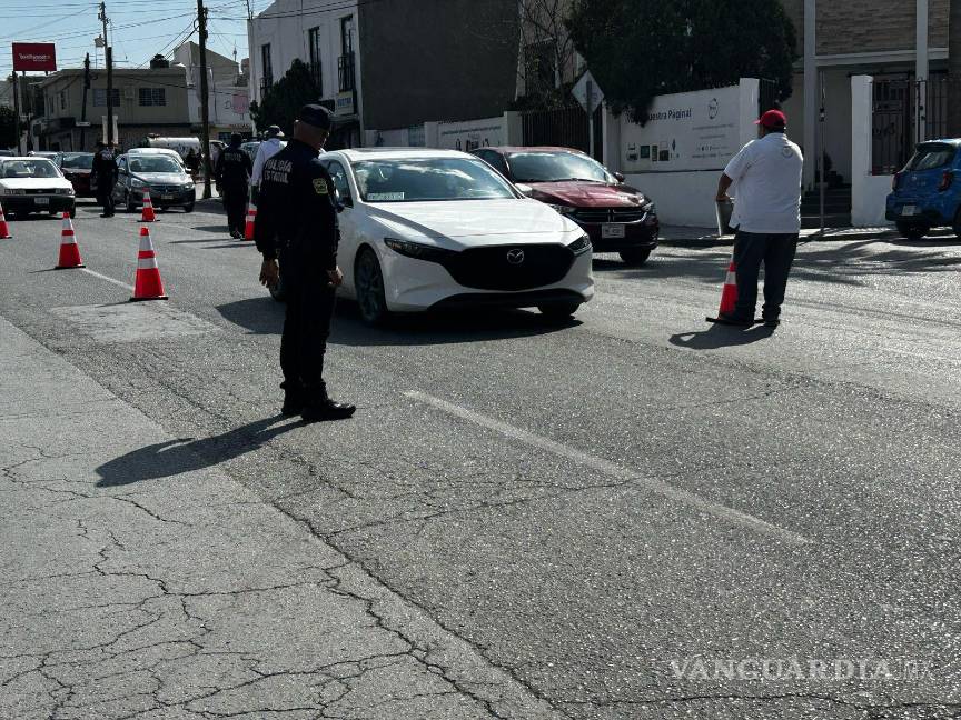 Implementan operativo para advertir sanciones por falta de renovación de placas