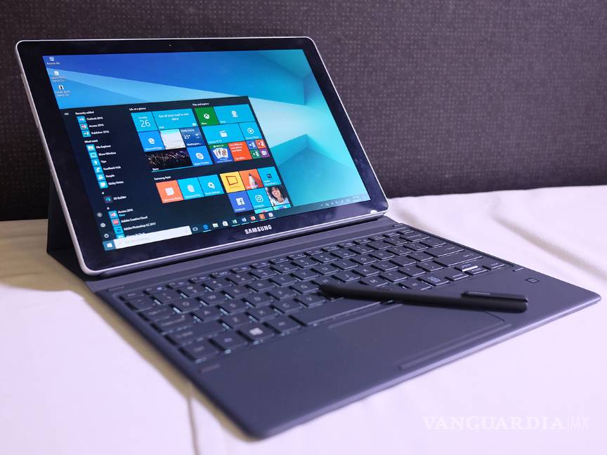 Lanzan en México la Galaxy Book, una computadora de escritorio que se convierte en tableta