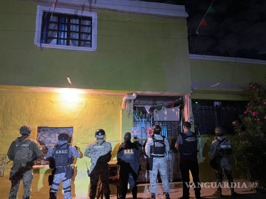 $!Entre lo asegurado destacan 200 gramos de mariguana, 35 gramos de metanfetamina, 15 gramos de cocaína, básculas y máquinas tragamonedas.