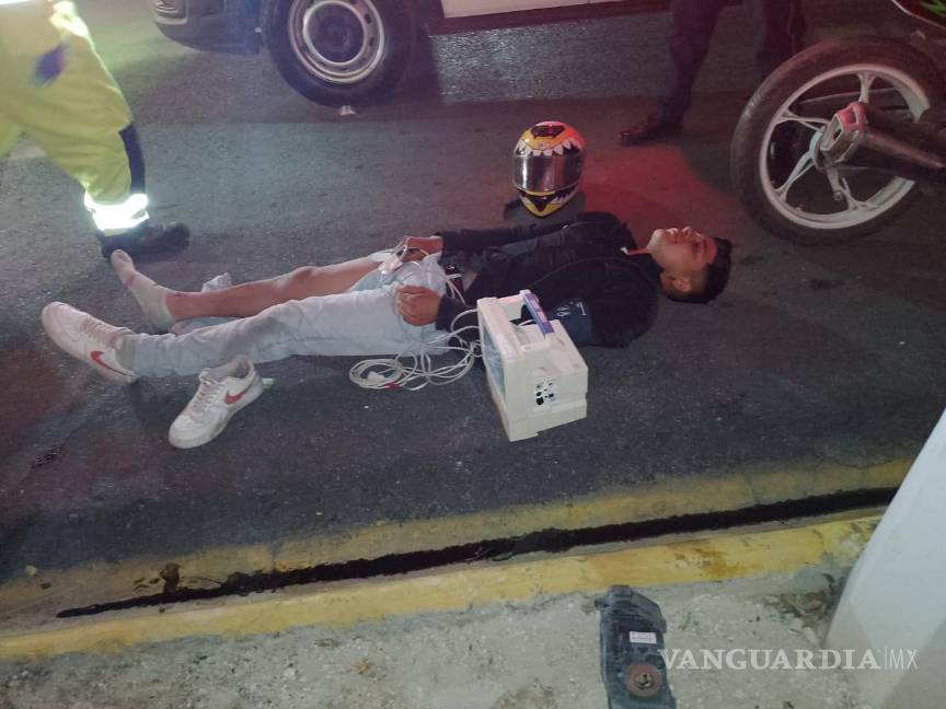 Auto ‘fantasma’ arrolla a repartidor, al sur de Saltillo