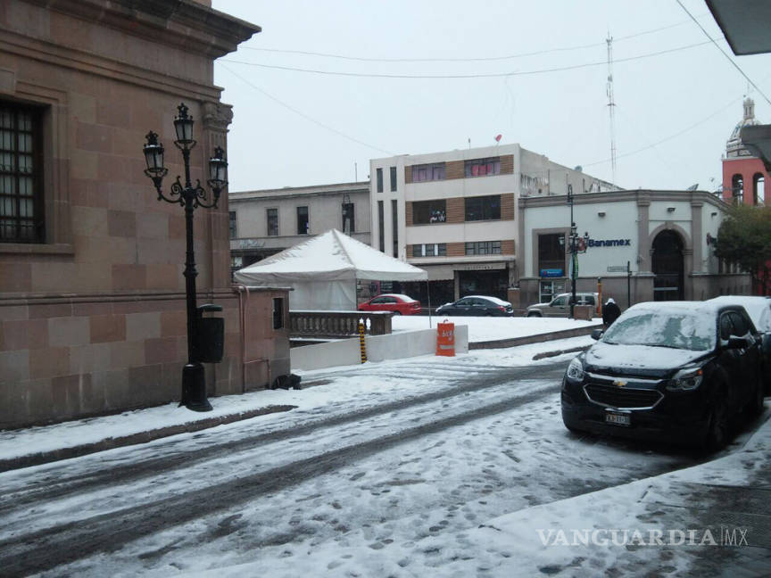 $!Saltillo recibe la primera tormenta invernal de la temporada; la nieve cubre la ciudad (Fotos)