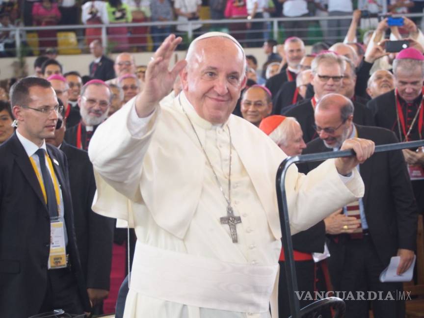 Papa Francisco propone 21 medidas para combatir el abuso sexual infantil