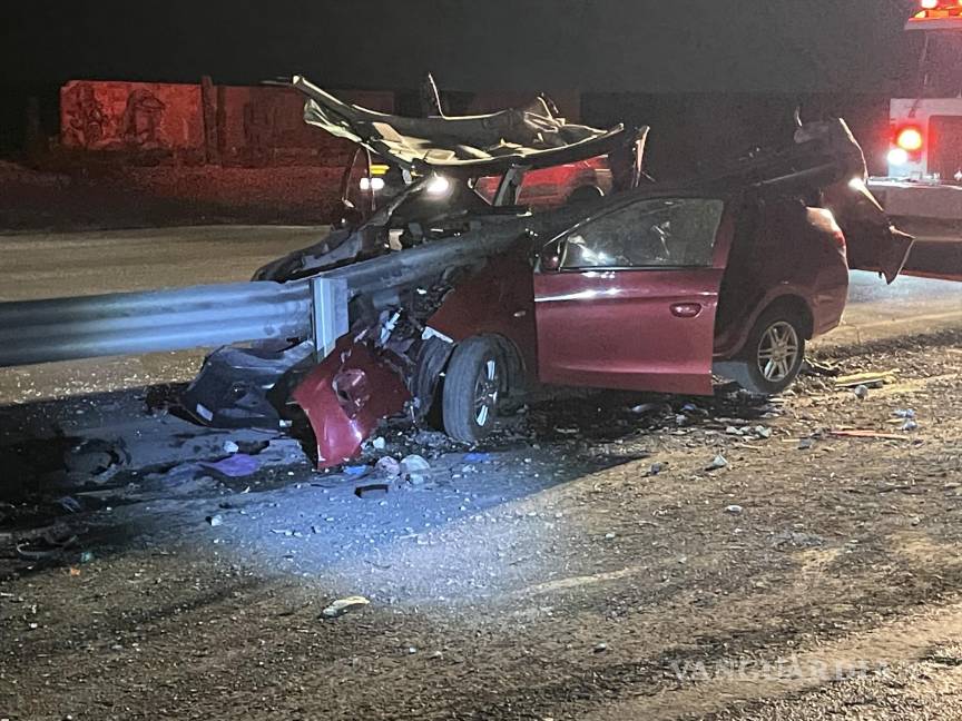 Muere prensado conductor en la Monterrey-Saltillo