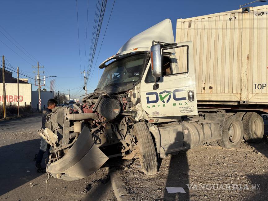 Choque múltiple deja a joven lesionado, en Ramos Arizpe