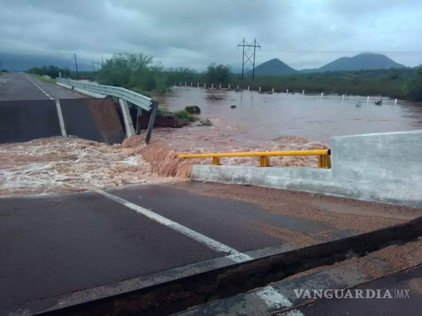 $!Inundaciones en Sonora causan cierre de carreteras y caos