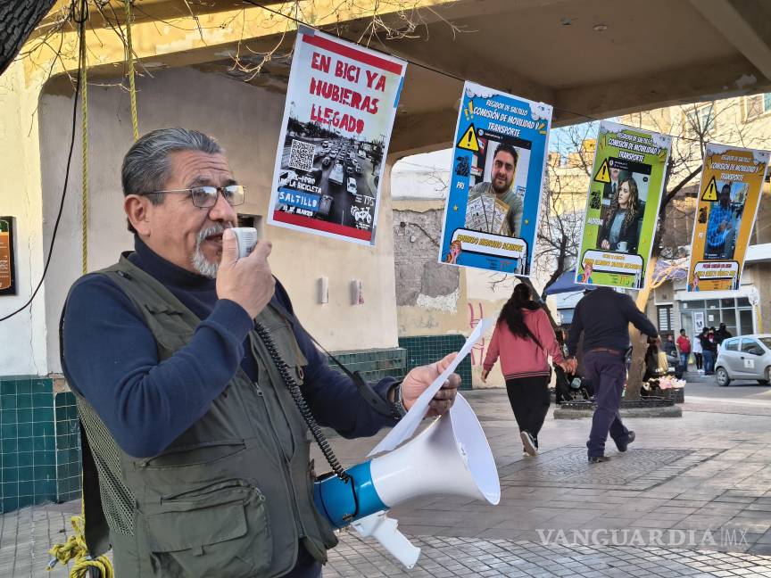 $!El colectivo Transporte Digno Saltillo señaló que las autoridades han ignorado las necesidades de los usuarios durante más de 40 años.