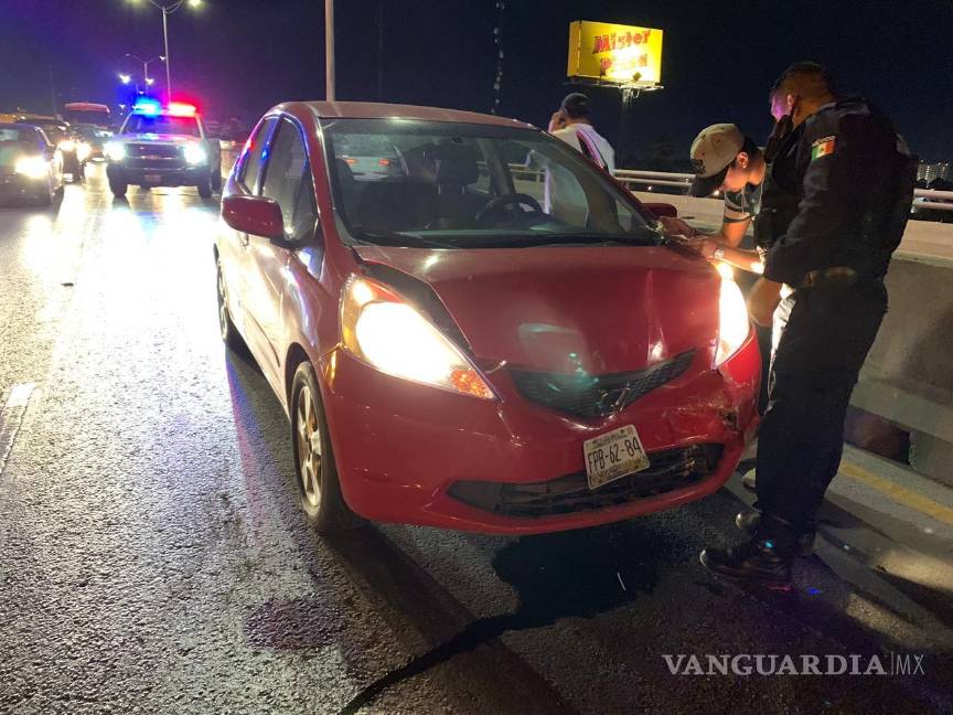 Distracción de conductor provoca accidente en la colonia Satélite Sur de Saltillo