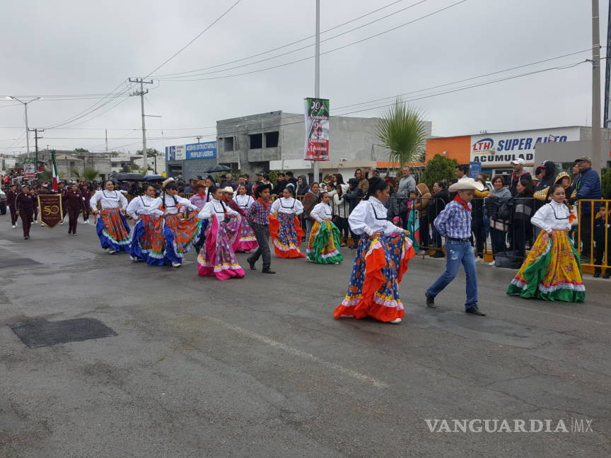 $!Gobernador de Coahuila preside en Monclova el desfile conmemorativo al 108 aniversario de la Revolución Mexicana