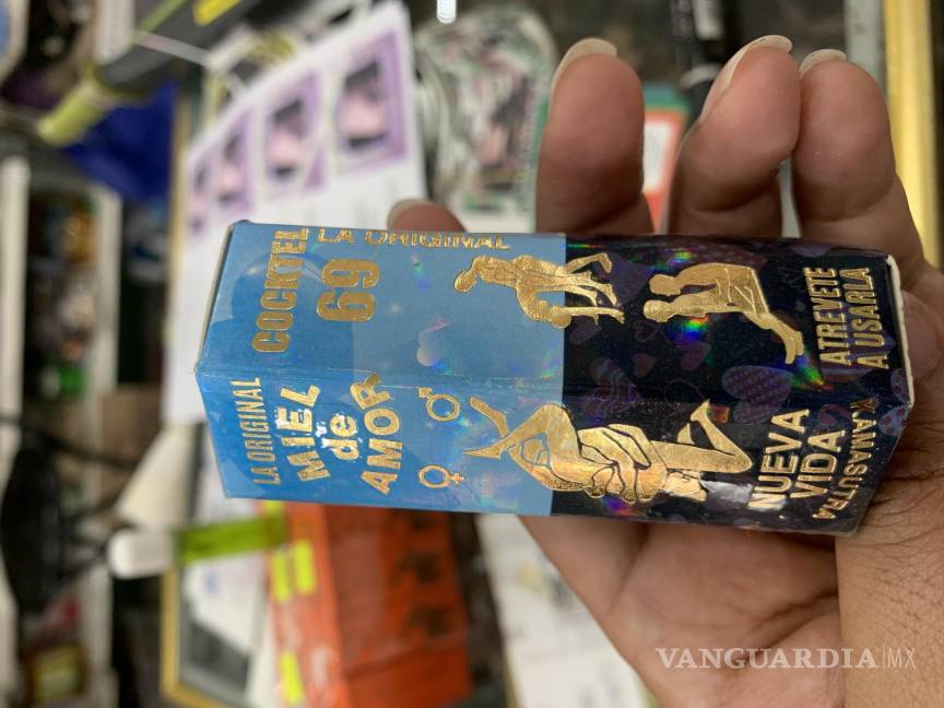 Recurren saltillenses a “Chuparrosa” y esencia “Ven a mí” en boticas del Centro Histórico