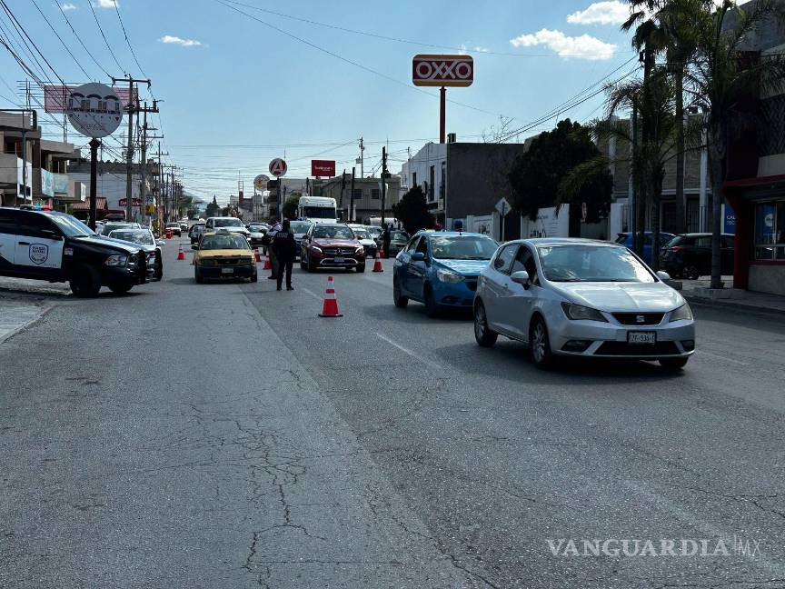 Implementan operativo para advertir sanciones por falta de renovación de placas