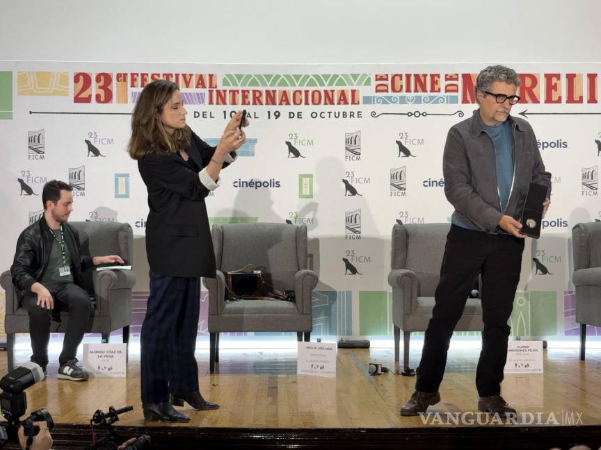 $!Kleber Mendonça Filho recibe la Medalla de la Filmoteca de la UNAM.
