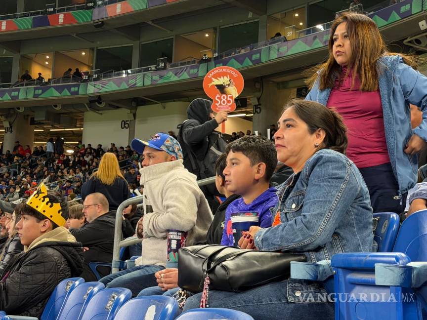 $!Mario González, de 12 años, integrante de la Academia Jaguares del Gobierno de Saltillo, vivió una experiencia inolvidable al asistir al Juego de Leyendas 2026 en el Estadio BBVA.
