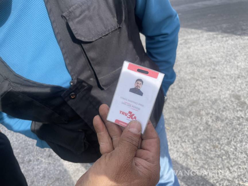 Operador de tráiler se desmaya en carretera Saltillo-Zacatecas por problemas de salud