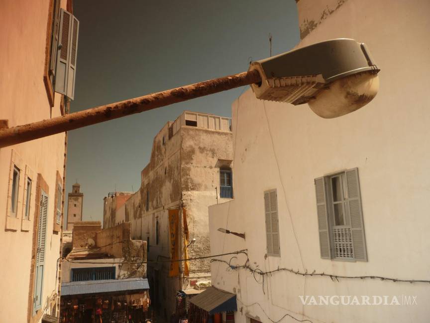 $!Blanco, rojo o negro... ¿Qué color de impermeabilizante es mejor según el clima y las necesidades del hogar?