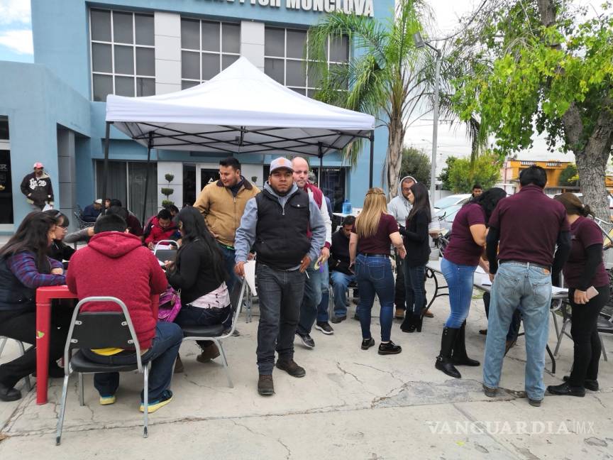 $!Ofertan 250 vacantes en jornada del empleo en Monclova, Coahuila