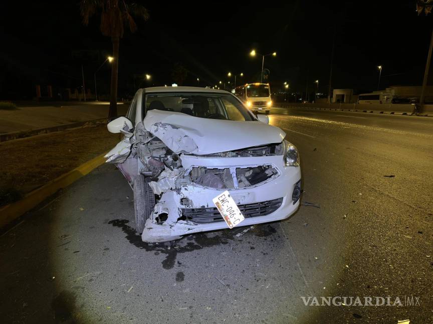 $!A pesar del fuerte impacto, no se reportaron personas heridas gracias a las medidas de seguridad de los vehículos.