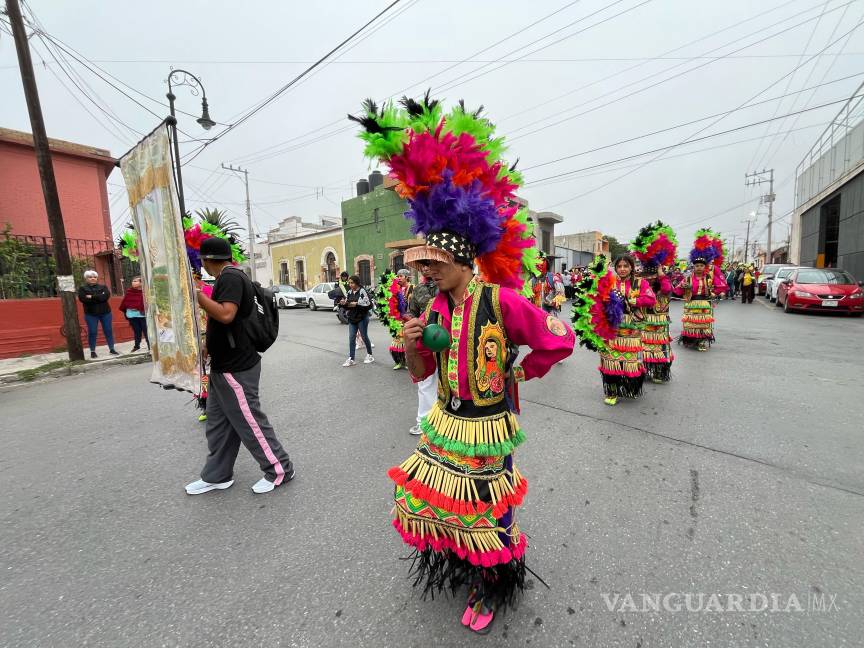 $!La reliquia de San Judas Tadeo es recibida con júbilo en Saltillo.