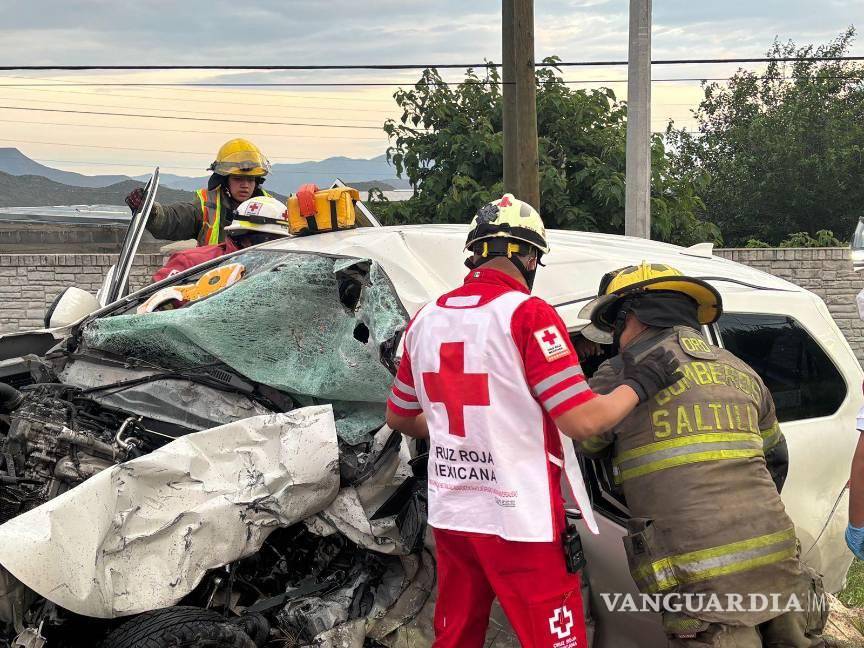 $!Las víctimas del accidente fueron cuatro trabajadores que viajaban rumbo a su centro laboral cuando ocurrió el trágico choque.