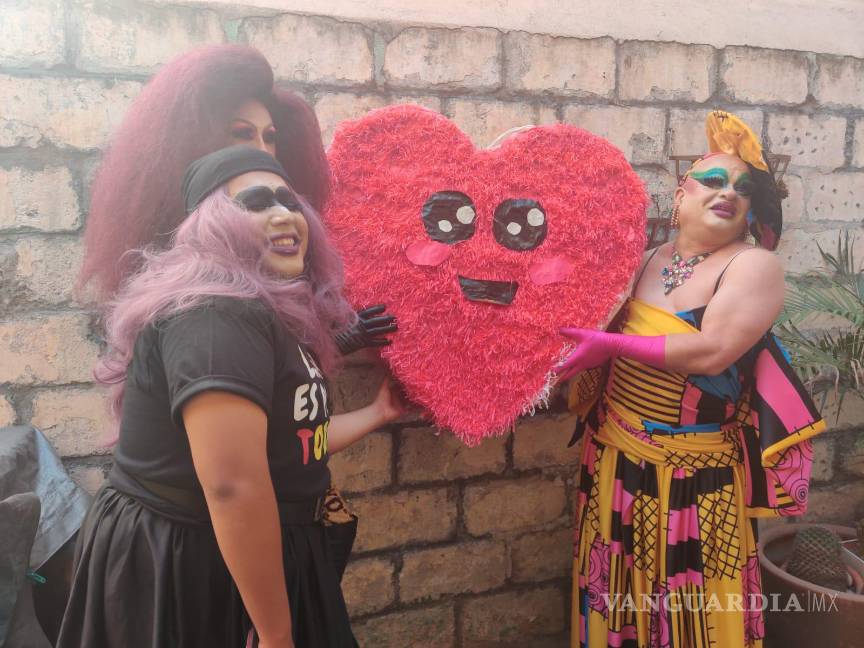 $!El lugar estuvo decorado con arreglos amigables para los menores, quienes disfrutaron la lectura de historias.