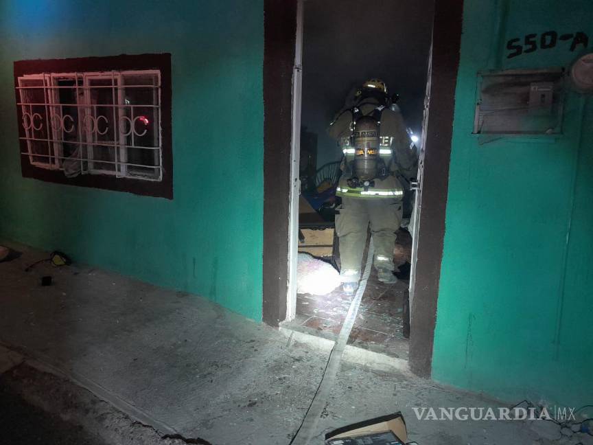Explosión por acumulación de gas deja a un hombre con quemaduras, en Ramos Arizpe