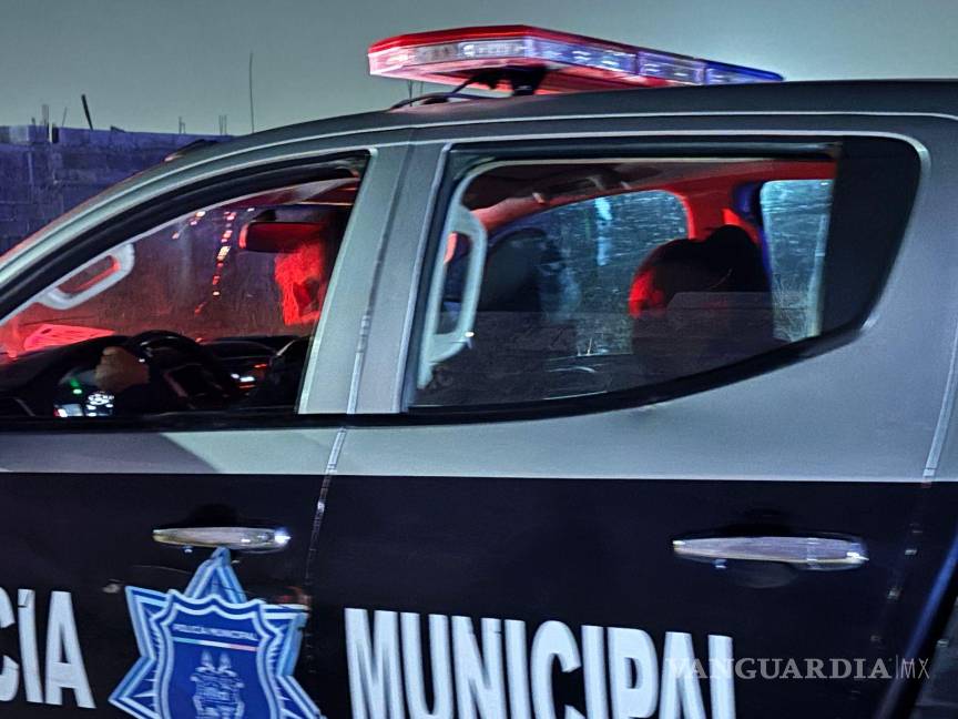 $!El presunto responsable fue detenido por elementos de la Policía Municipal en un arroyo cercano al taller.