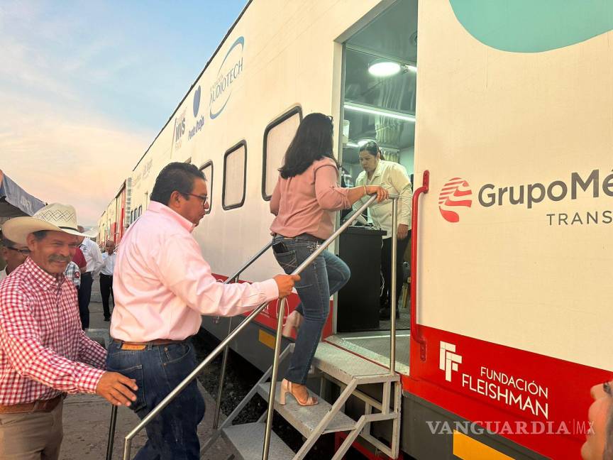 $!Ya se brinda atención en este novedoso tren, que está muy bien equipado.