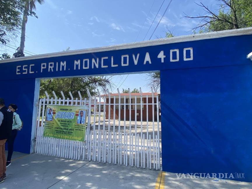 Reportan casos de golpes de calor en primaria de Monclova, dejarán de llevar niños a clases