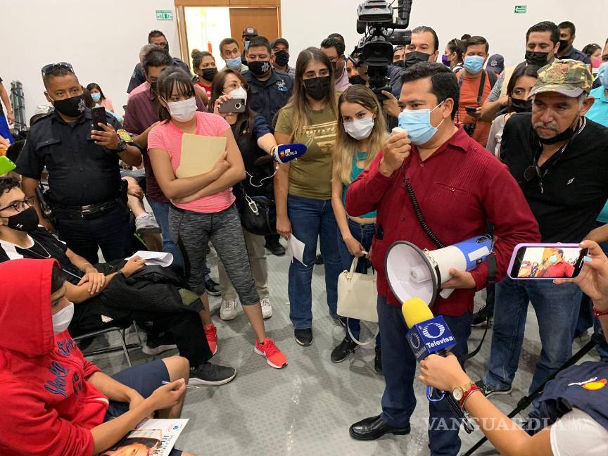 Vacunarán solo a 3 mil jóvenes en Arteaga, piden a la población no acudir a Ciudad Universitaria