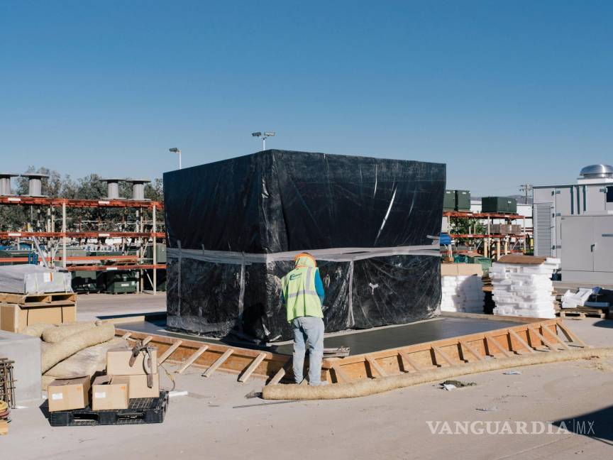 $!Una instalación de almacenamiento de energía de batería del tamaño de una red en Escondido, California, 18 de noviembre de 2016.