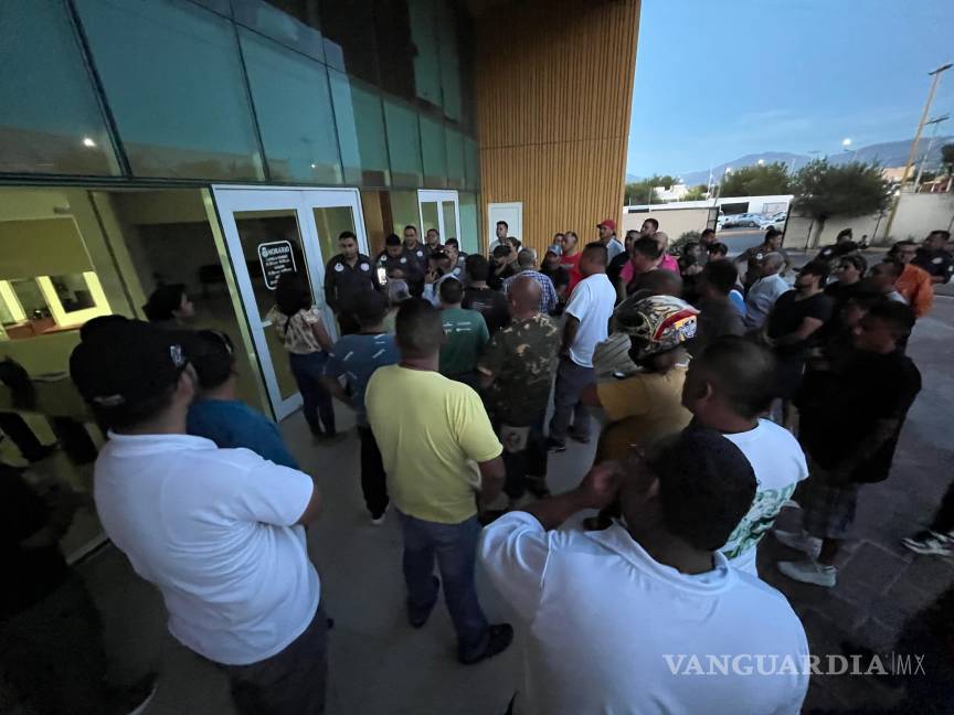 $!Un grupo de representantes de los trabajadores del hotel fueron recibidos en la FGE.