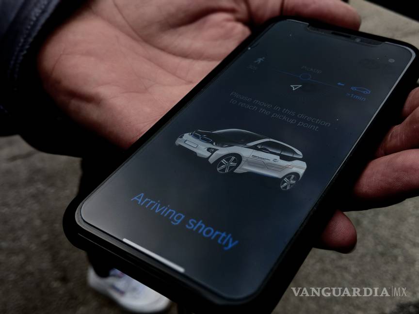 $!BMW permitirá bloquear y desbloquear su automóvil desde su teléfono inteligente