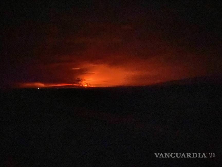 Volcán de Mauna Loa, el más activo del mundo, entra en erupción en Hawai