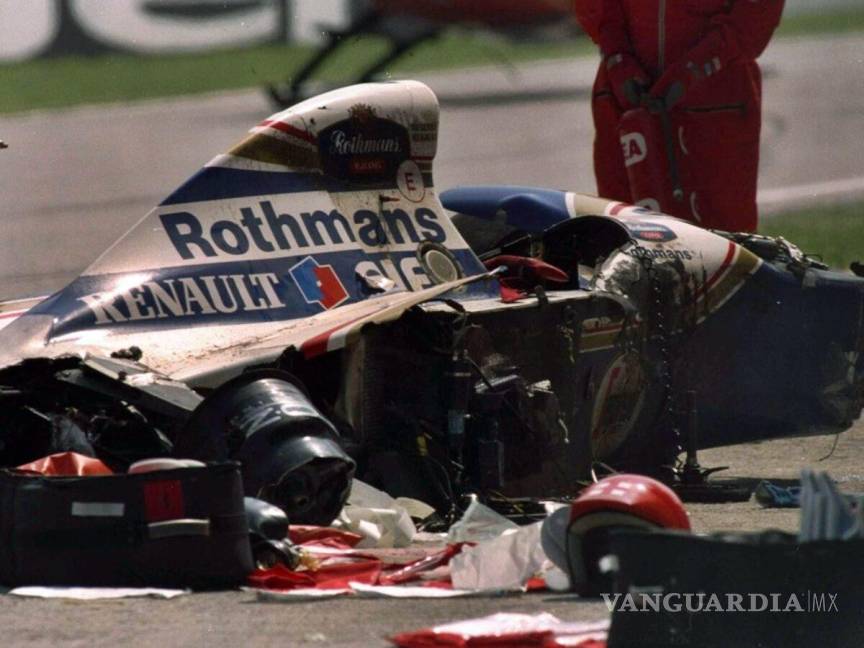 $!Ayrton Senna, tres veces campeón del mundo y uno de los mayores talentos de la historia del deporte, se mató en Imola.