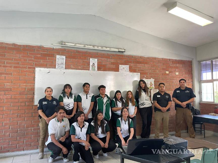 $!Durante las charlas en secundaria y preparatoria, se brindaron consejos para prevenir el acoso escolar, reforzando la cultura de denuncia y la empatía entre compañeros.