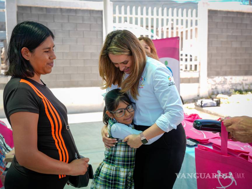 $!La unidad móvil del DIF continúa su recorrido por colonias y ejidos, acercando servicios esenciales a la población más vulnerable.