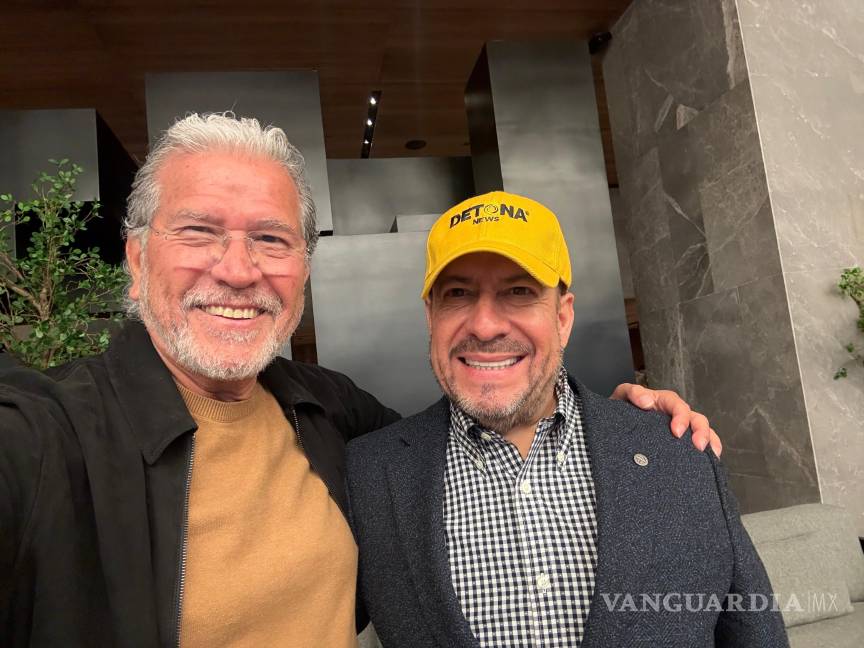 $!Grupo DETONA anda en buenas compañías, aquí con Salvador Maese Barraza, presidente de INDEX, la industria maquiladora de Mexicali.