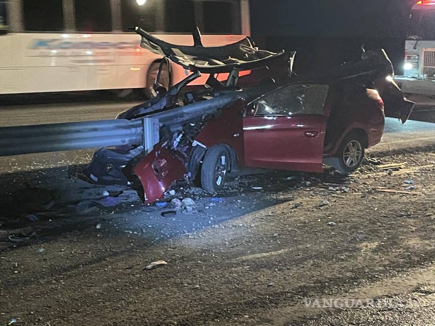 Muere prensado conductor en la Monterrey-Saltillo