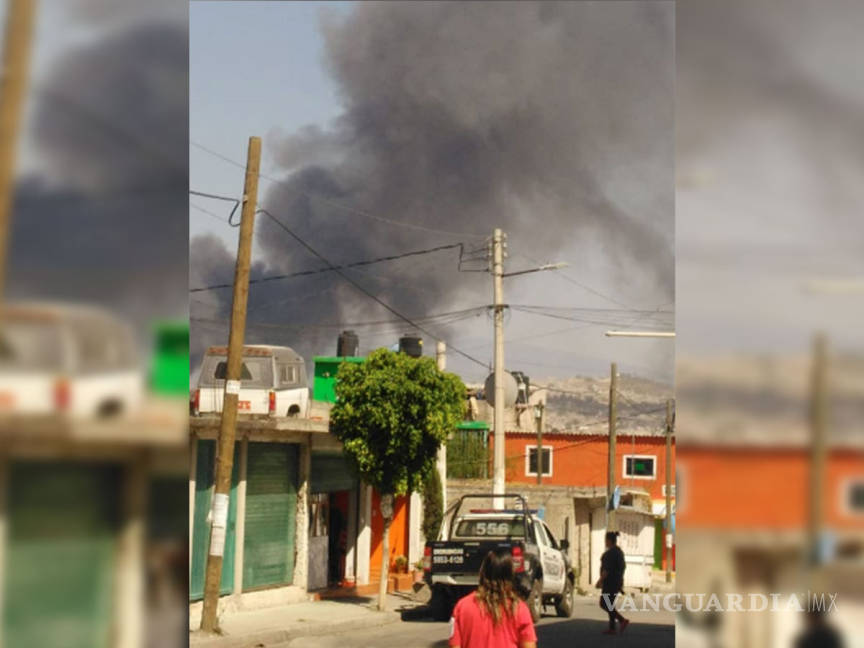 $!Reportan explosión en tianguis pirotécnico en Chimalhuacán, Estado de México